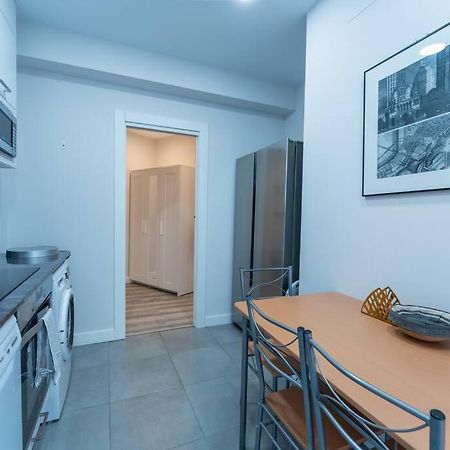 Valdecilla Center Apartment Santander Zewnętrze zdjęcie