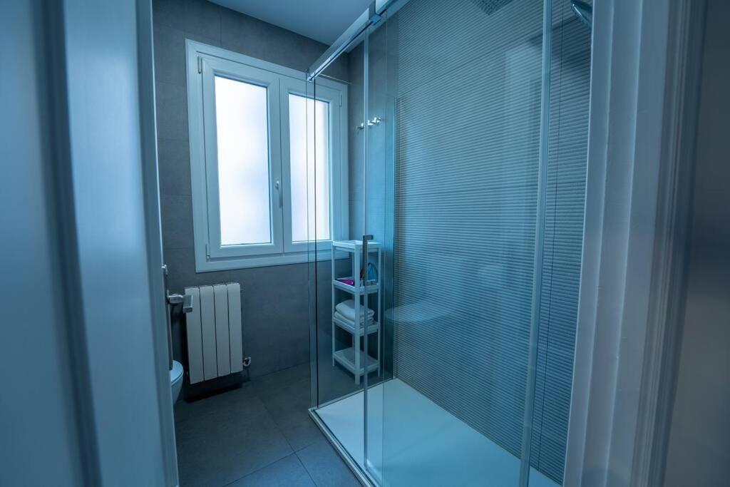 Valdecilla Center Apartment Santander Zewnętrze zdjęcie